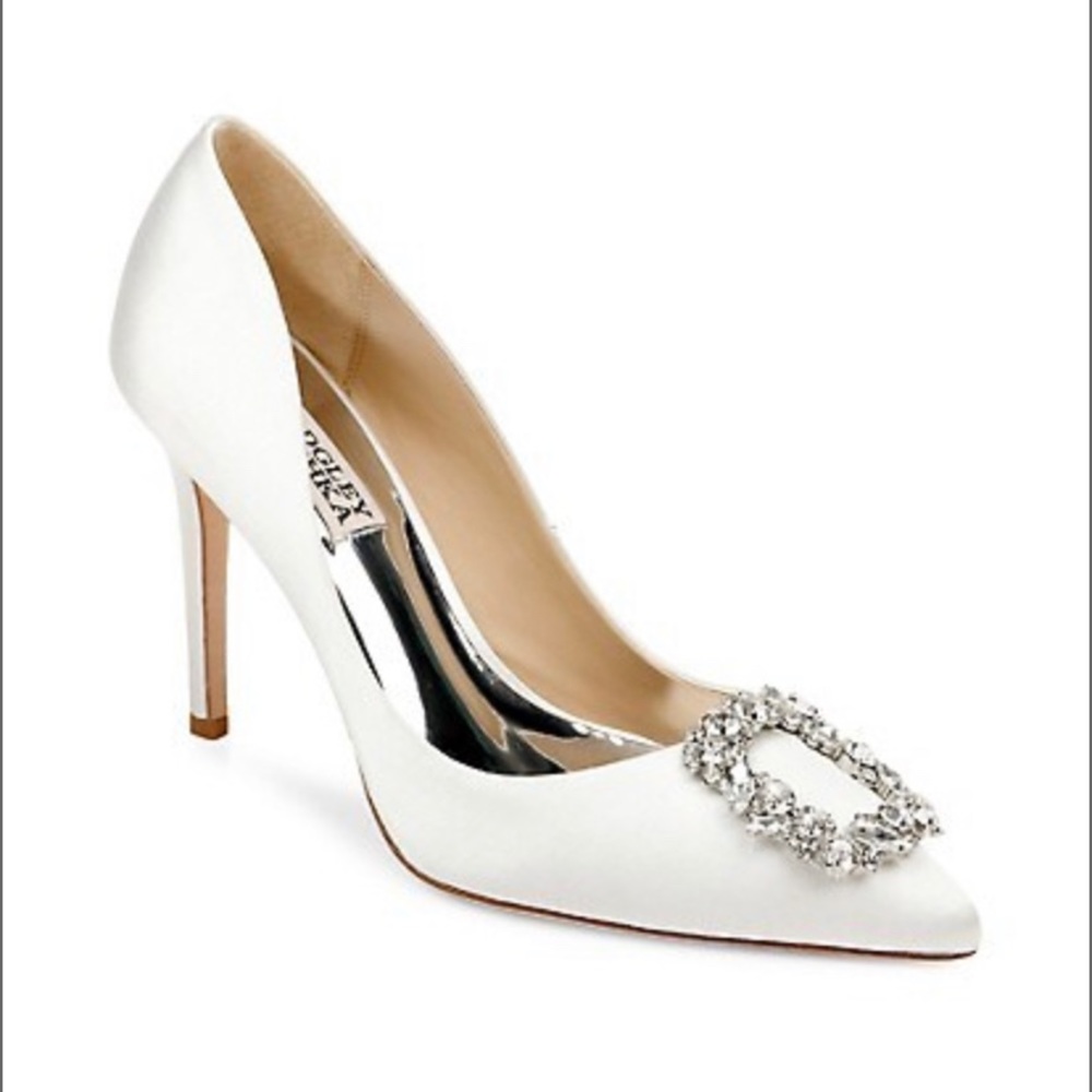 NWT Badgley Mischka Cher White Wedding Shoes Size 6.5